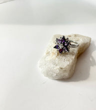 Load image into Gallery viewer, Amethyst Flower (Size 7)
