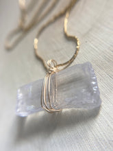 Load image into Gallery viewer, Uv Reactive Kunzite Pendant
